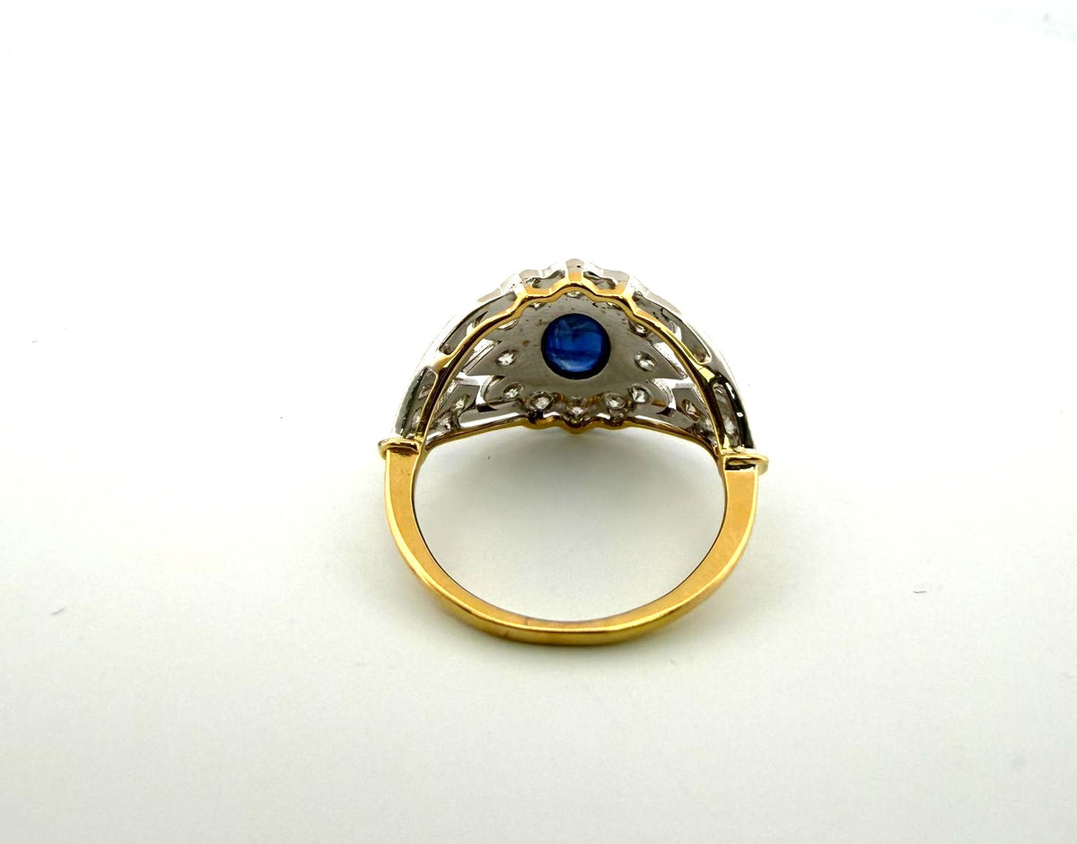 Bague Entourage en or blanc, or jaune, saphir et diamants
