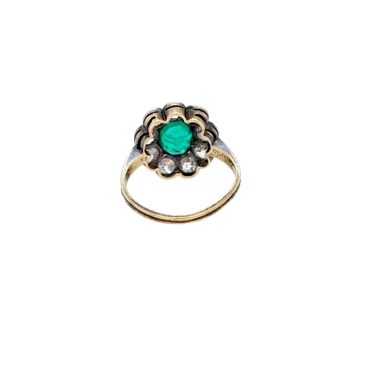 Fin du 19e siècle Bague à grappe en or/argent avec émeraude et diamant de 2,00 carats - Castafiore