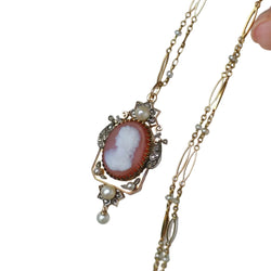 Collier Pendentif en or jaune, or rose, perles et diamants