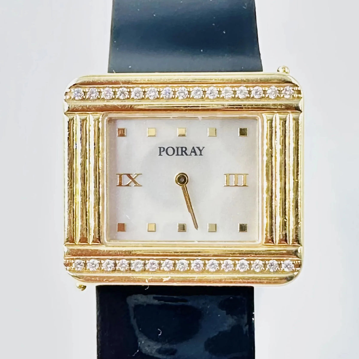 Montre POIRAY "Ma Première 16/9" en or jaune, nacre, diamants et cuir