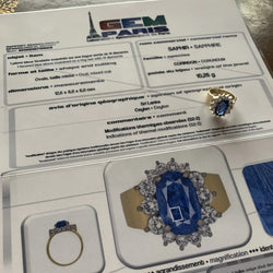 Bague Pompadour en or jaune, saphir et diamants