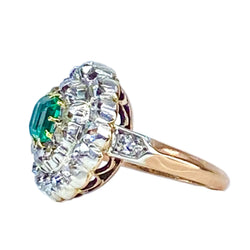 Bague Marguerite en or blanc, or jaune, émeraude et diamants
