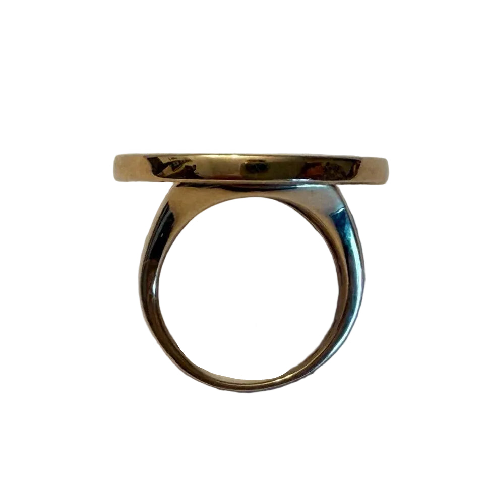 Bague BULGARI en or jaune et nacre