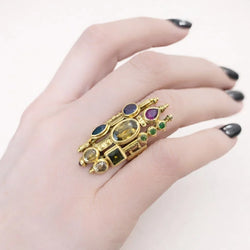 Bague en or jaune et pierres polychromes