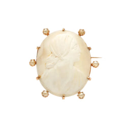 Broche Épingle en or jaune, perles et camée