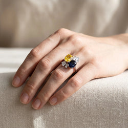 Bague Toi & Moi en or blanc, saphirs et diamants