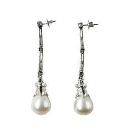 Boucles d'oreilles Pendantes en or blanc, perles et diamants