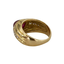 Bague Jonc en or jaune, rubis et diamants