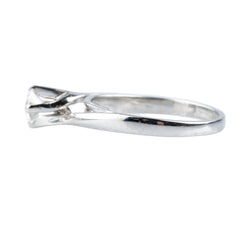Bague Solitaire en or blanc et diamant