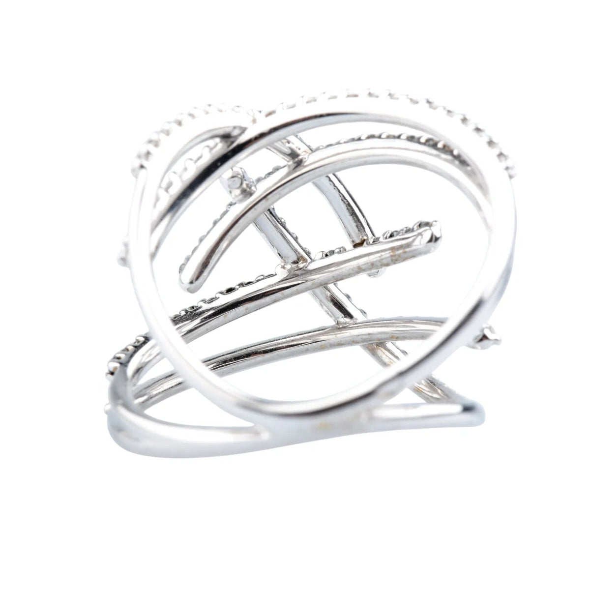 Bague Pavée en or blanc et diamants