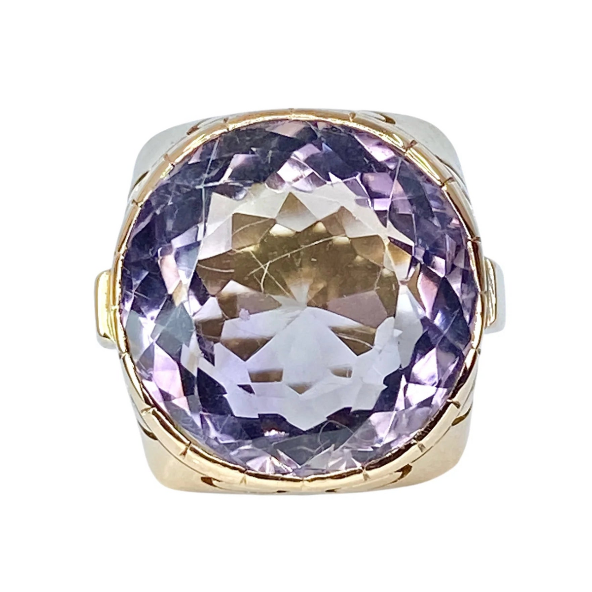 Bague Cocktail en or jaune et améthyste
