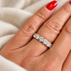 Bague Alliance en or blanc et diamants