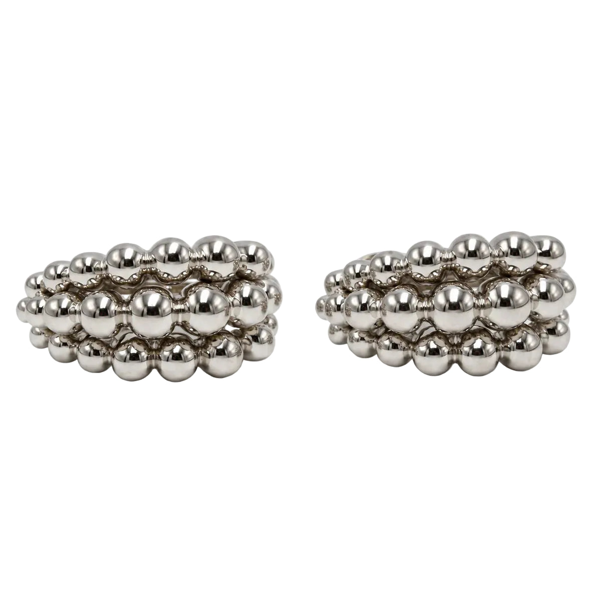 Boucles d'oreilles Clips BOUCHERON "Grains de raisin" en or blanc