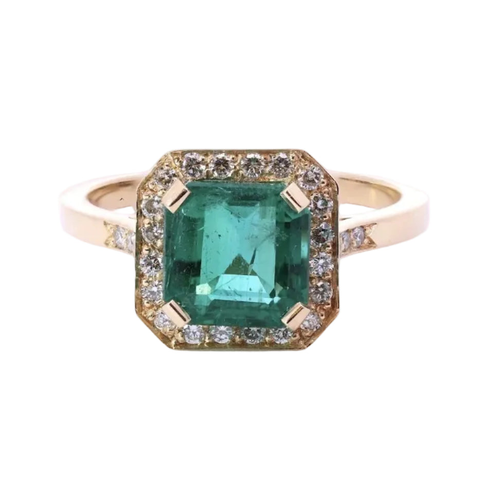 Bague Entourage en or jaune, émeraude et diamants