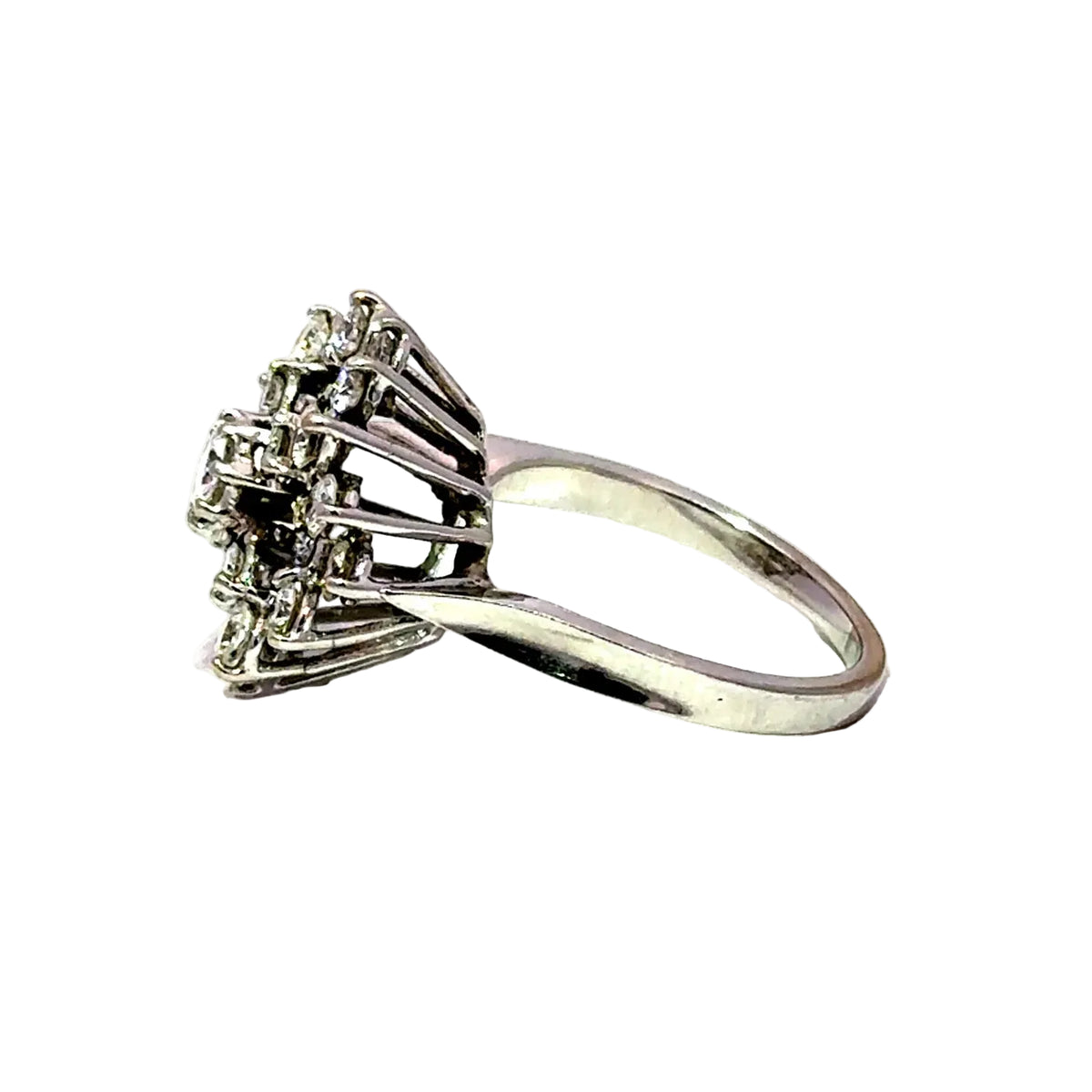 Bague Marguerite en or blanc et diamants