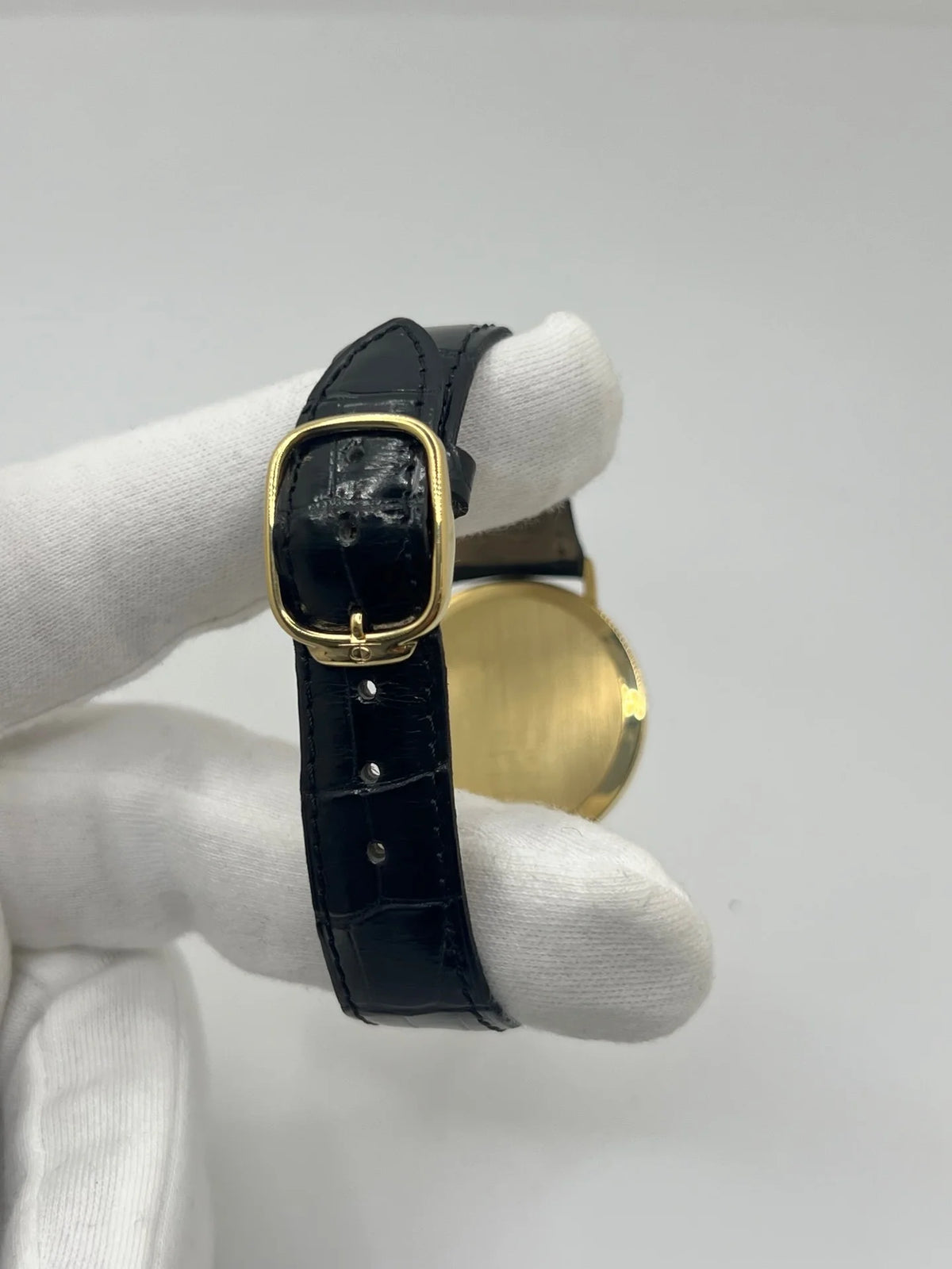 Montre BAUME & MERCIER "Classima" en or jaune, acier et cuir