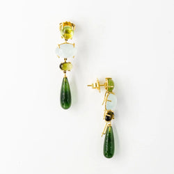 Boucles d'oreilles Pendantes OLE LYNGGAARD Aqua Lotus en or jaune aigue-marine, péridots, tourmalines et serpentines