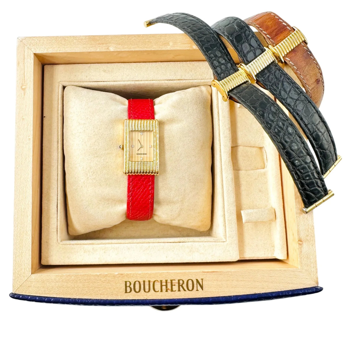 Montre BOUCHERON Reflet en or jaune, cuir et diamants