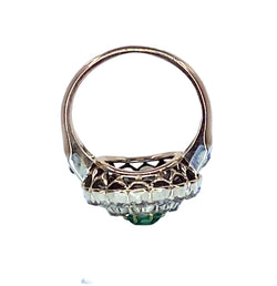 Bague Marguerite en or blanc, or jaune, émeraude et diamants