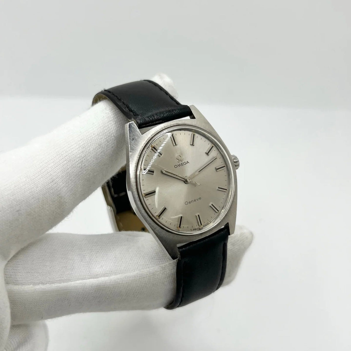 Montre OMÉGA en acier inoxydable et cuir