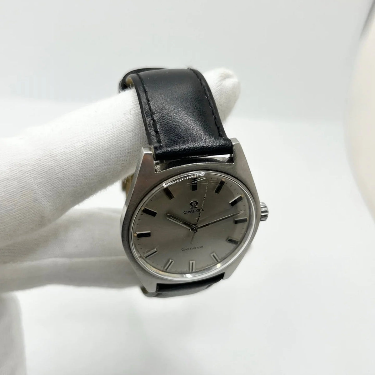 Montre OMÉGA en acier inoxydable et cuir