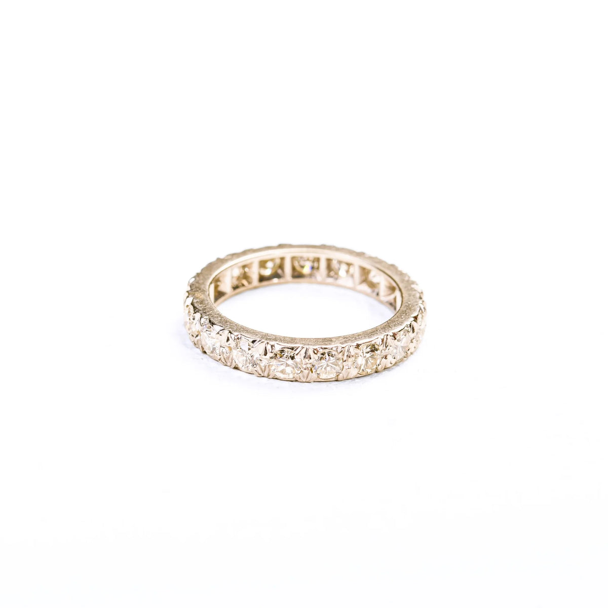 Bague Alliance américaine en or blanc et diamants