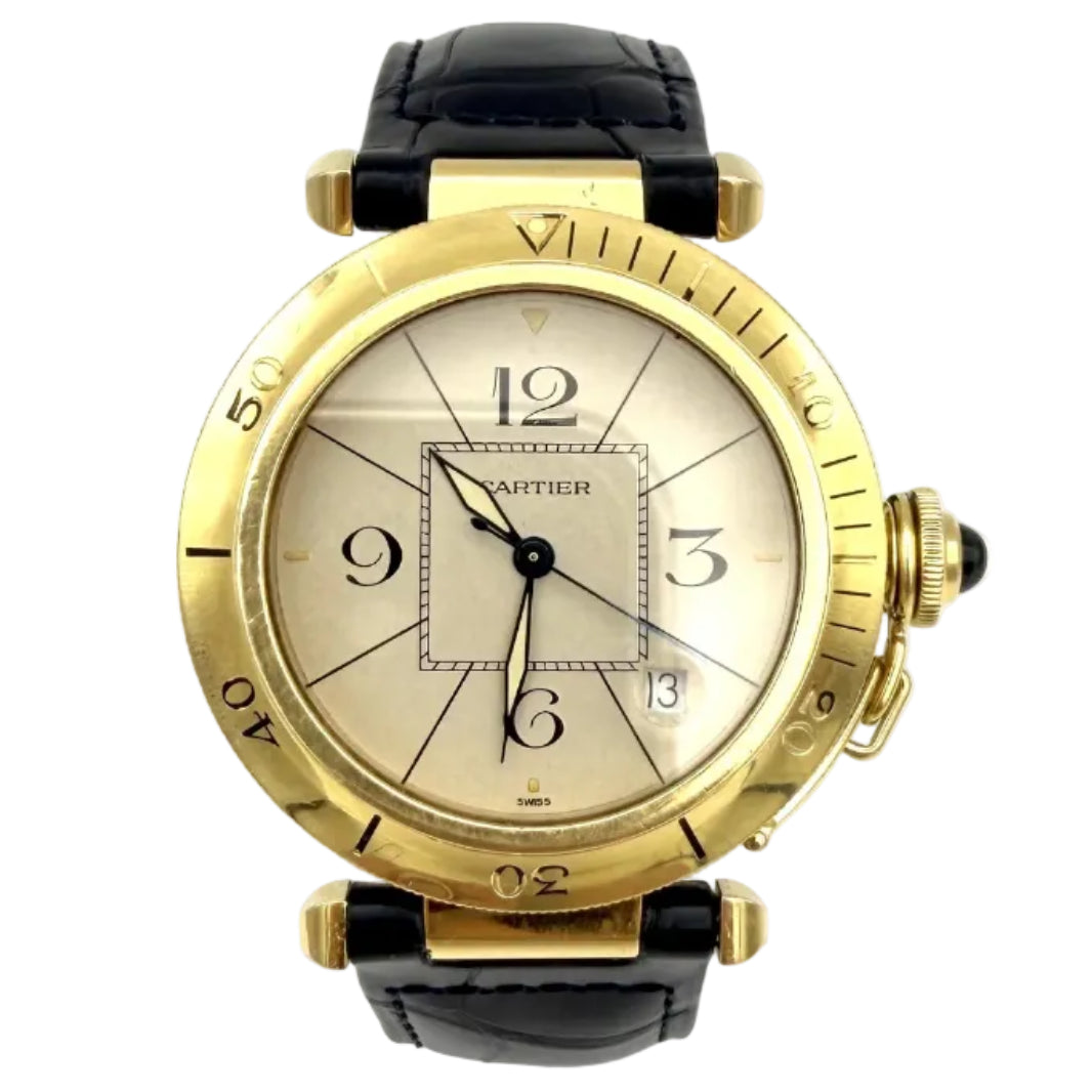 Montre CARTIER "Pasha" en or jaune et cuir