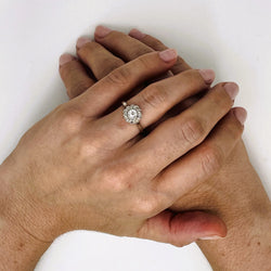 Bague marguerite ancienne diamants en or deux tons et platine