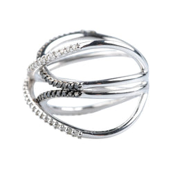 Bague Pavée en or blanc et diamants