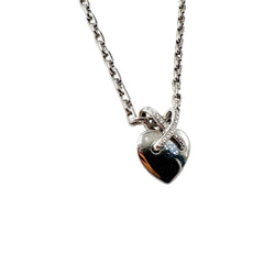 Collier Pendentif CHAUMET "Coeur Liens" en or blanc et diamants