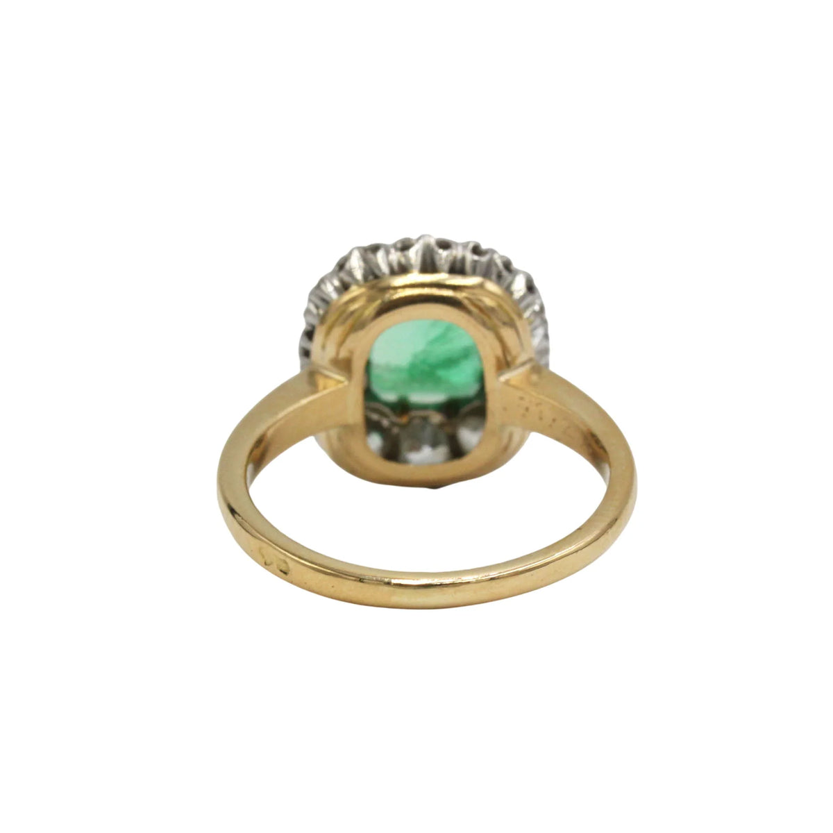 Bague Entourage en or jaune, émeraude et diamants