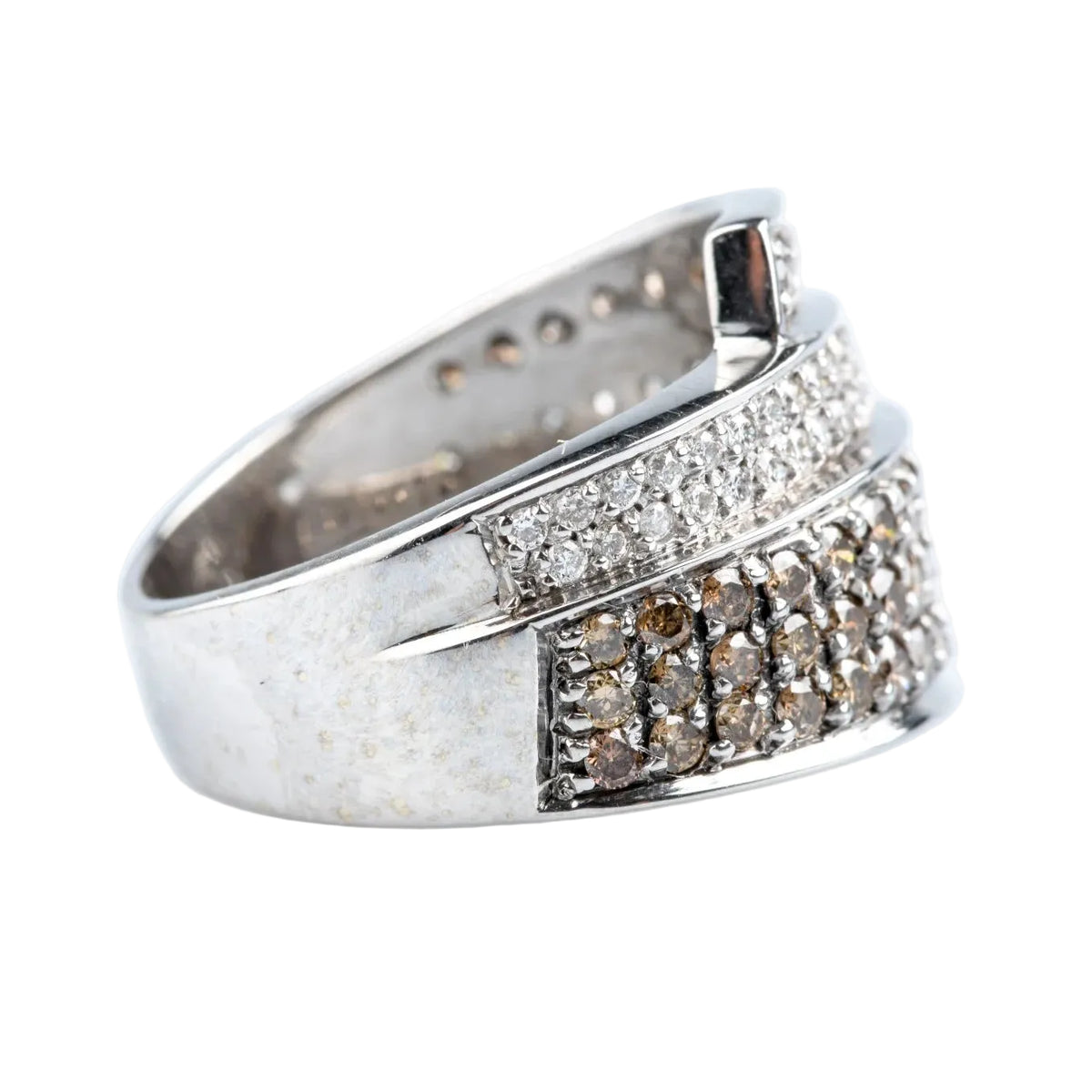 Bague Pavée en or jaune et diamants