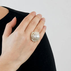 Bague Cocktail BUCHERER en or jaune, perle et diamants