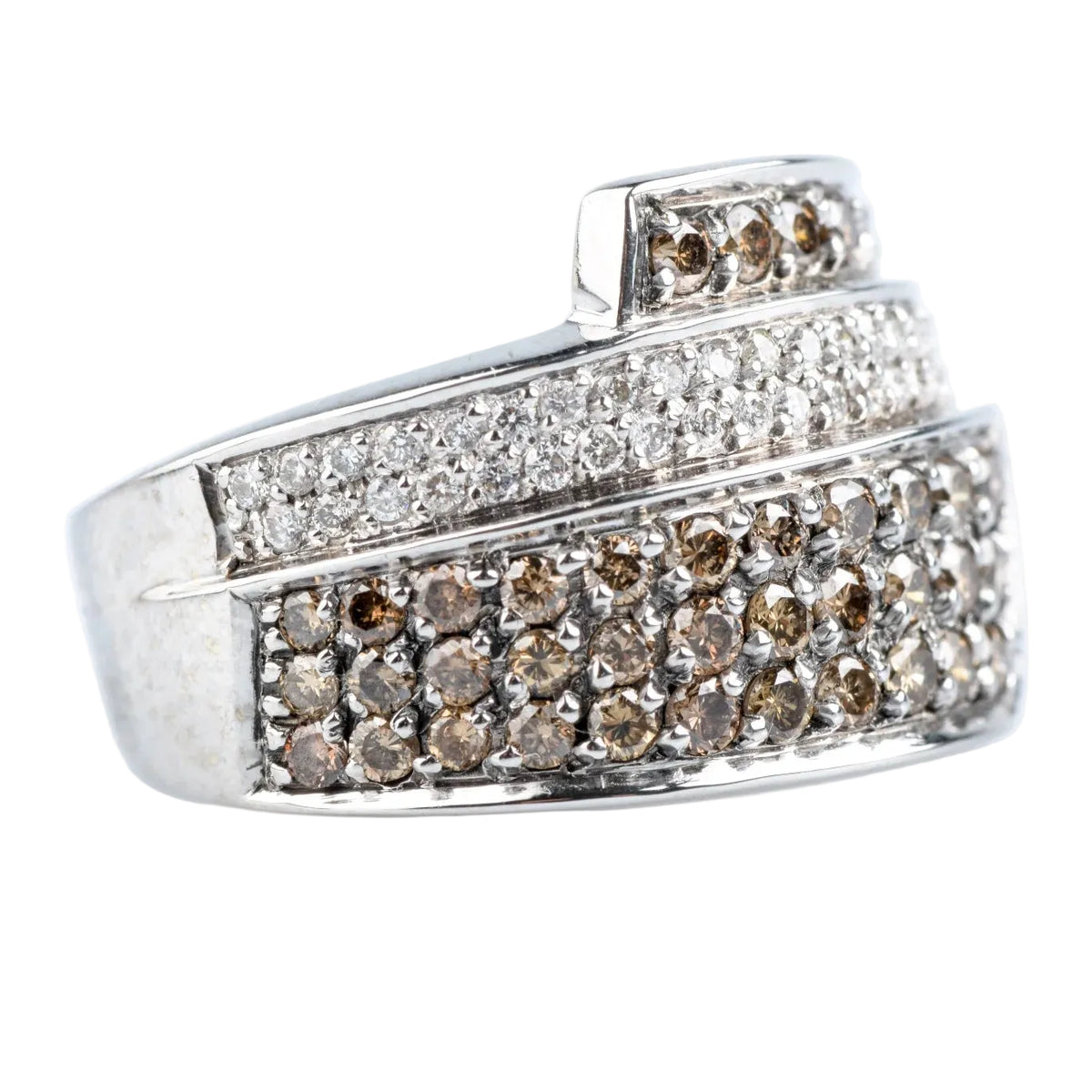 Bague Pavée en or jaune et diamants