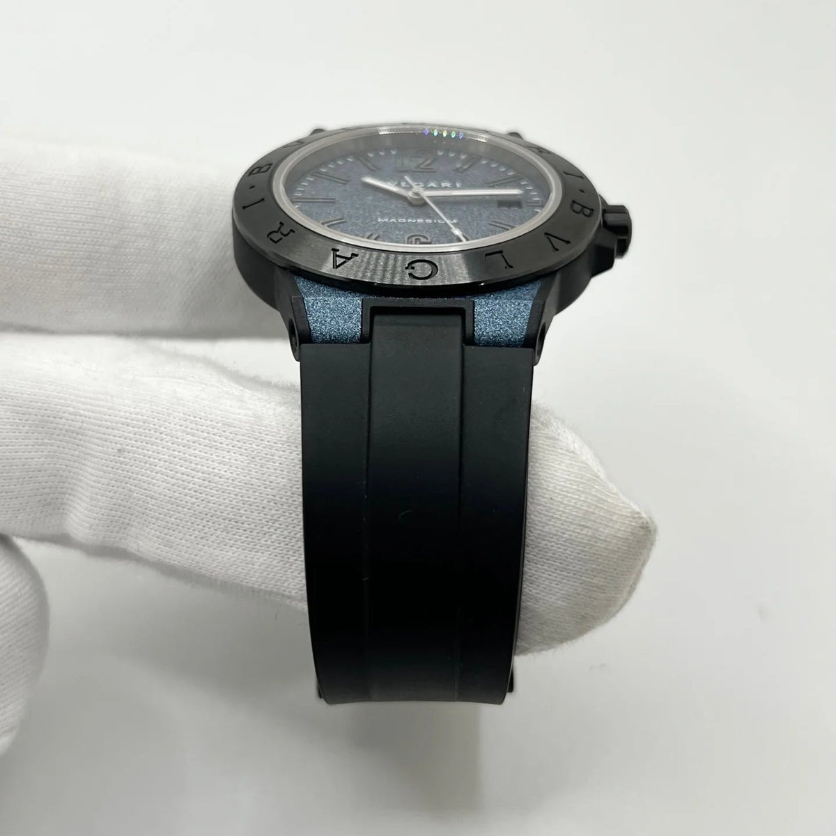 Montre BULGARI "Diagono Magnesium" en caoutchouc