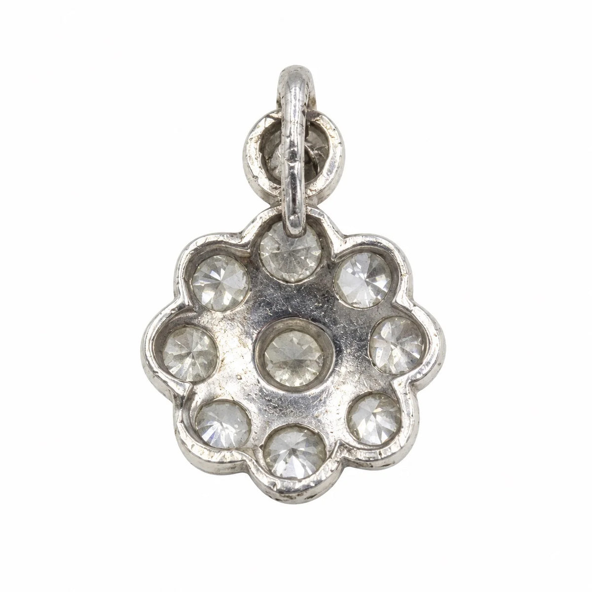 Pendentif en or blanc et diamants
