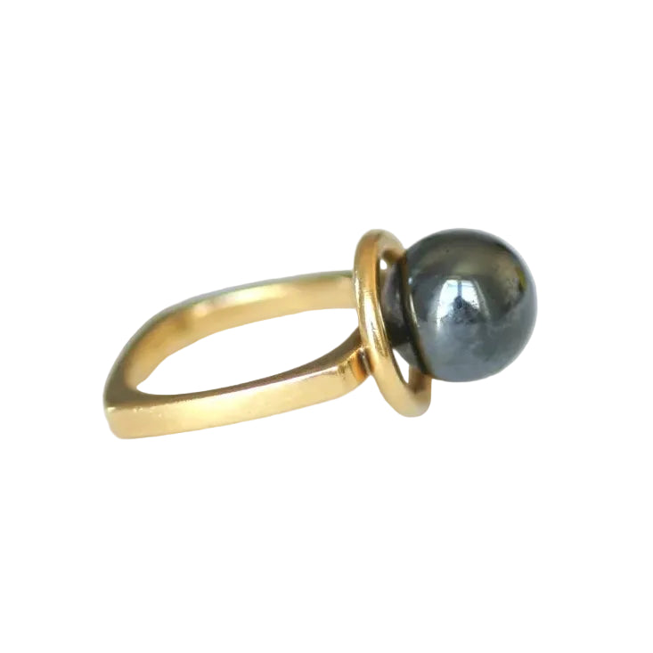 Bague Solitaire DINH VAN en or jaune et hématite