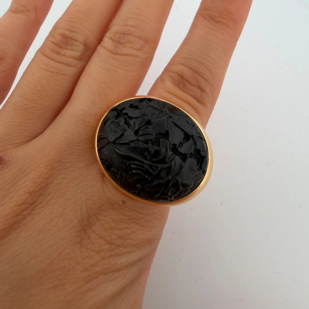 Bague Cocktail POMELLATO "Victoria Jet" en or jaune, jaiset diamant
