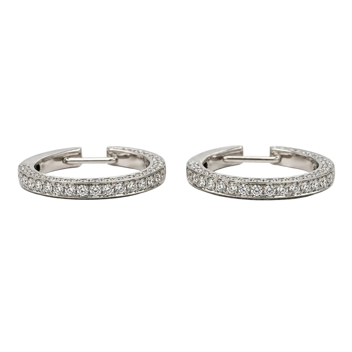 Boucles d’oreilles Créoles en or blanc et diamants
