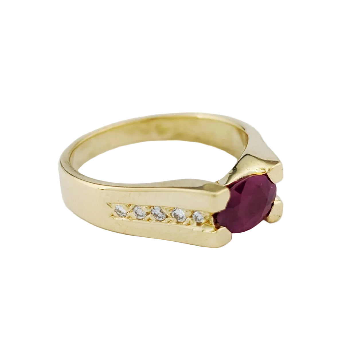 Bague Solitaire en or jaune, rubis et diamants