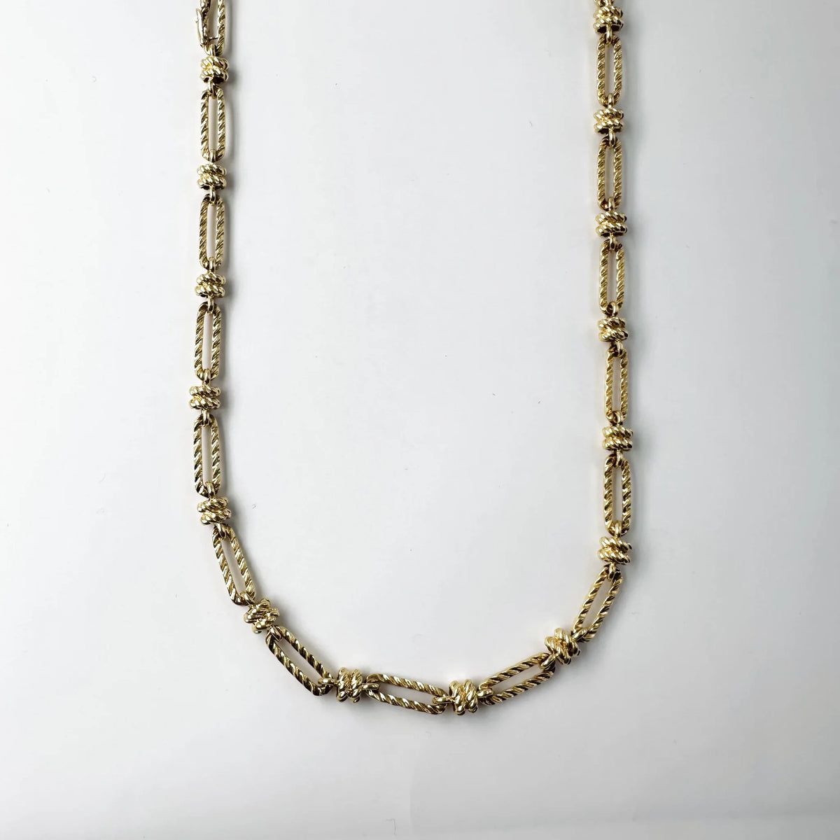 Collier pendentif FRED en or jaune