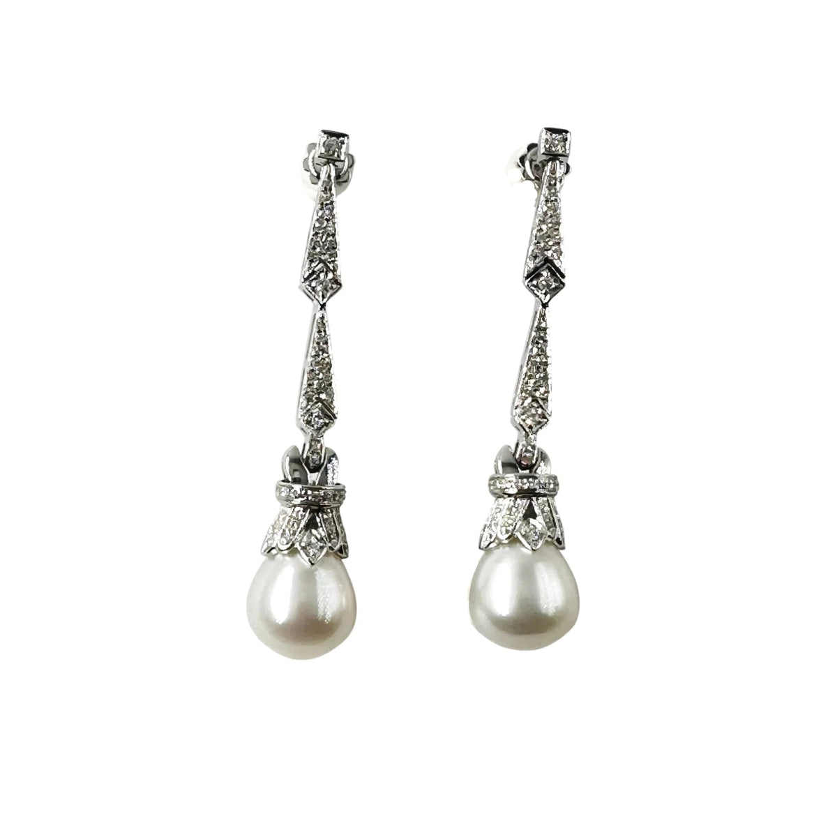 Boucles d'oreilles Pendantes en or blanc, perles et diamants