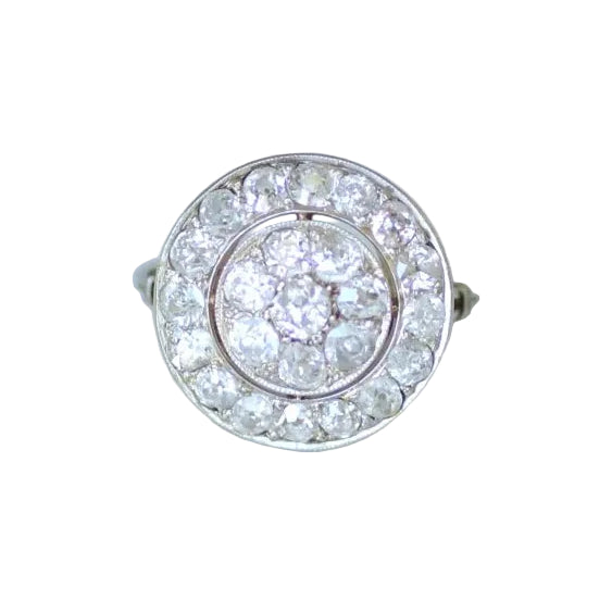 Bague Entourage en or blanc, platine et diamants