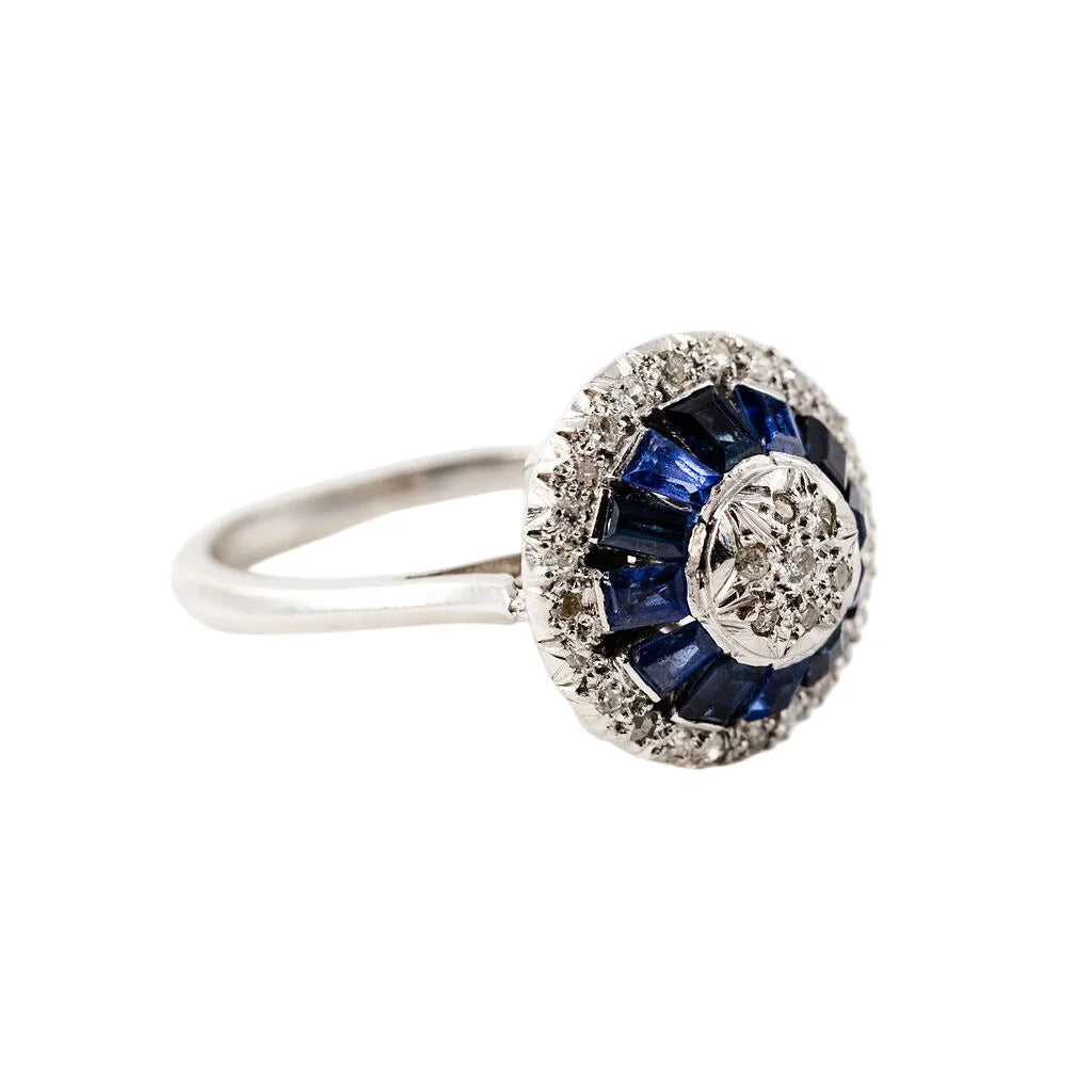 Bague Dôme en or blanc, saphirs et diamants