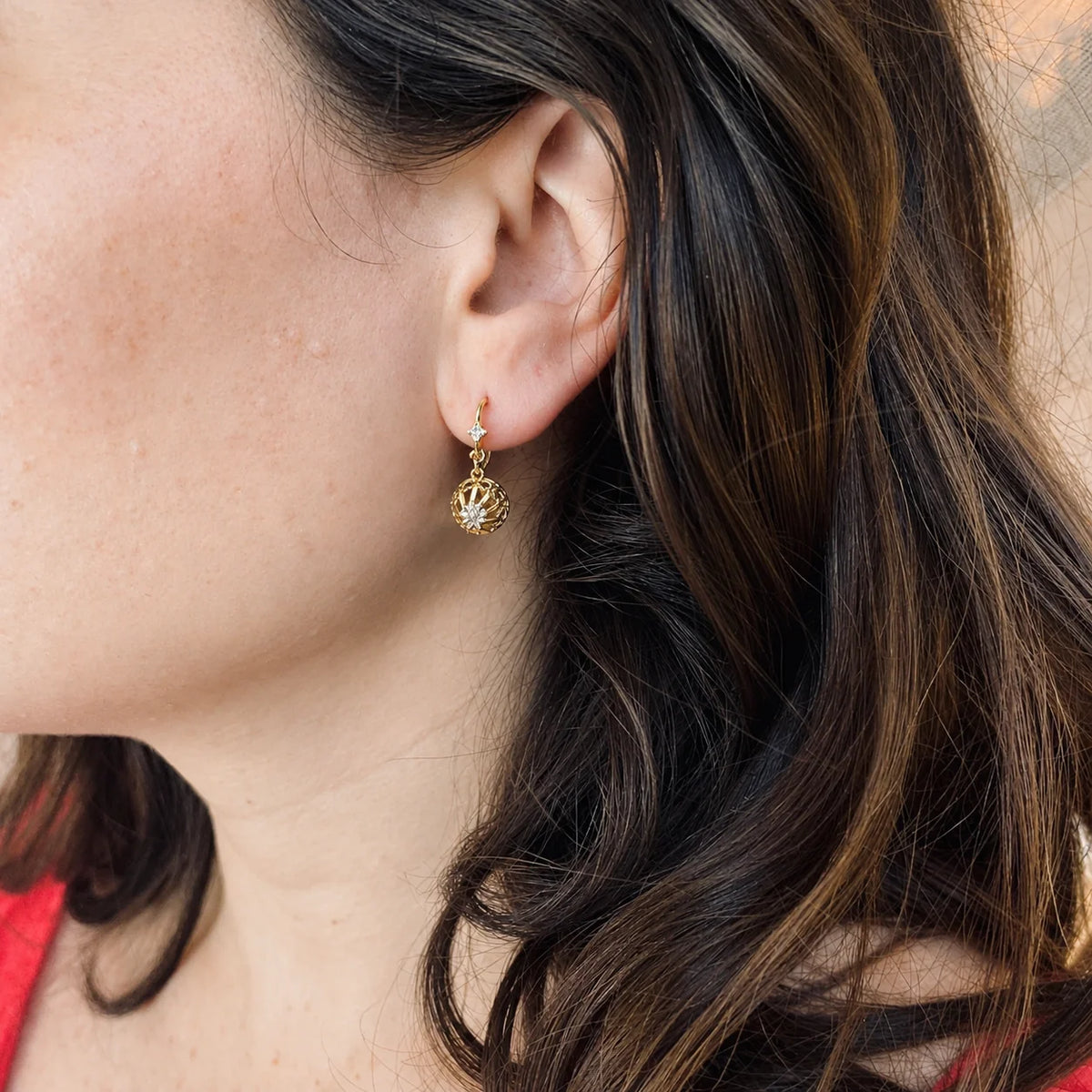 Boucles d'oreilles Dormeuses en or jaune et diamants