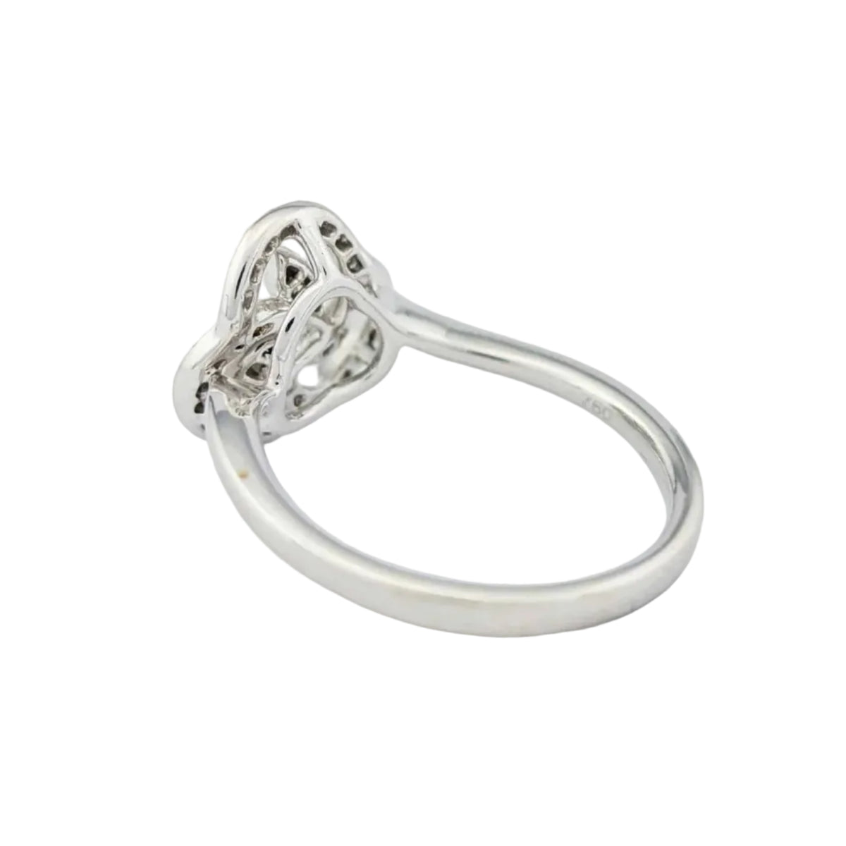 Bague en or blanc et diamants