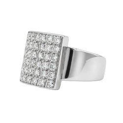 Bague Pavée en or blanc et diamants