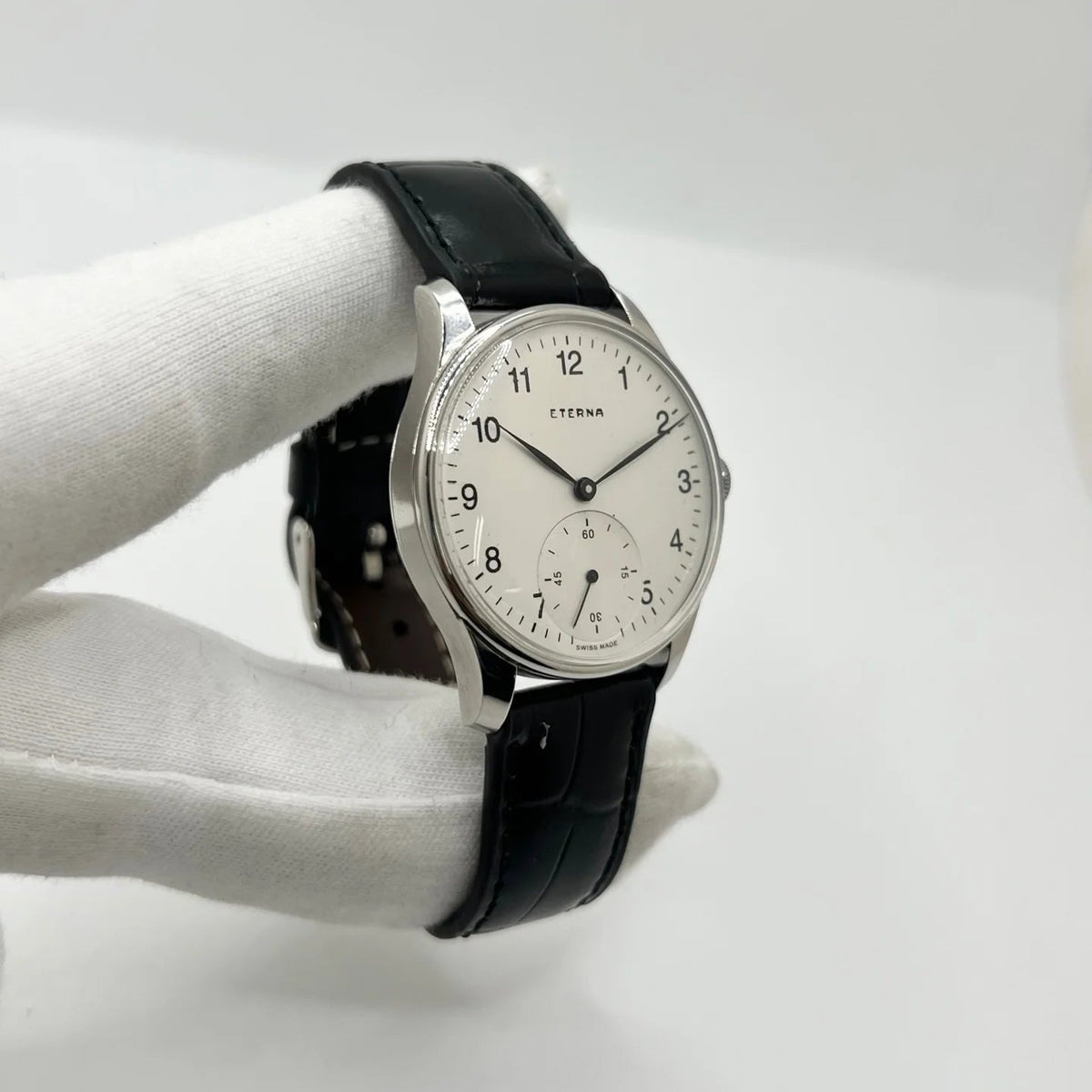 Montre ETERNA "Calatrava" en acier inoxydable et cuir