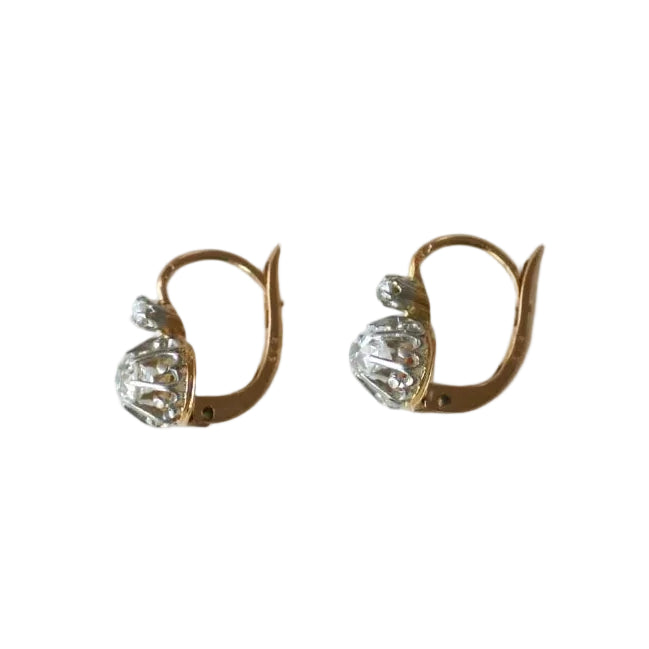 Boucles d'oreilles Dormeuses en or rose, platine et diamants