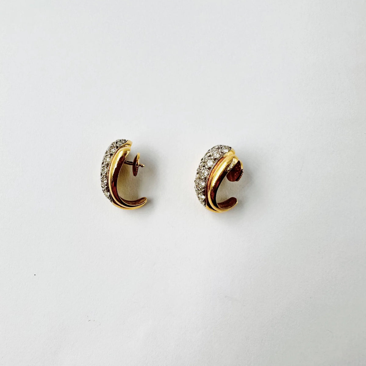 Boucles d'oreilles en or blanc, or jaune et diamants